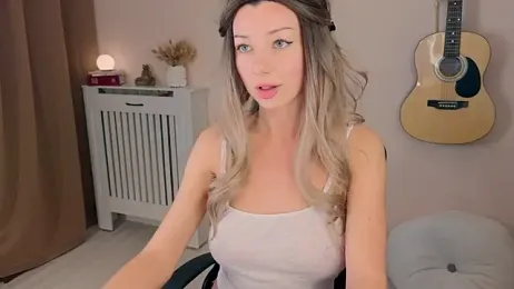 Lenamuti25 stripchat stream image