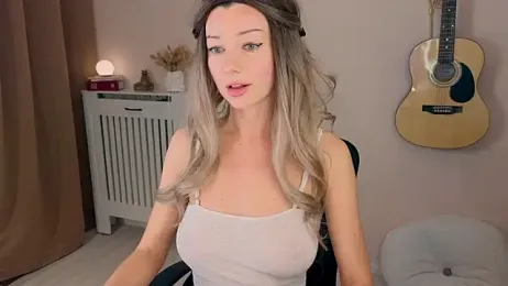 Lenamuti25 stripchat stream image