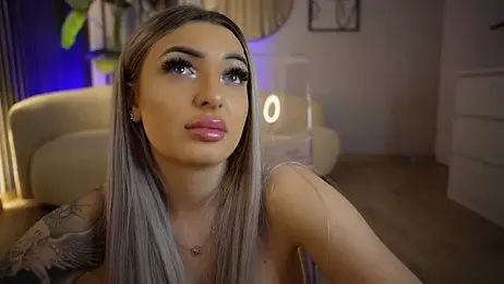 emily_bloom stripchat stream image