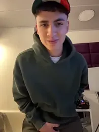 AdrianRinaldi stripchat stream image