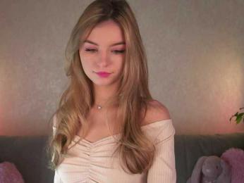 ilittleheart bongacams stream image
