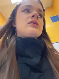 KittyQueeny stripchat stream image