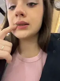 KittyQueeny stripchat stream image