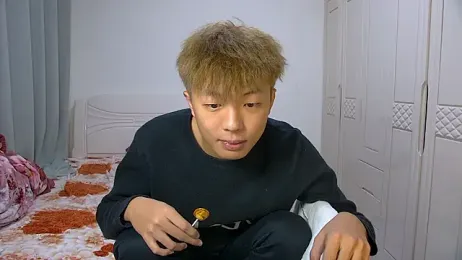 Chocolates-001 stripchat stream image