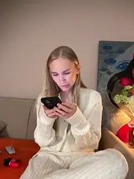 MariaTull stripchat stream image