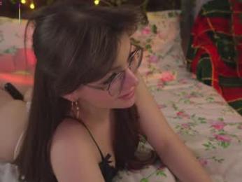 little_poetry chaturbate stream image, 01.02.2026 19:10