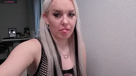 MIA-XXX stripchat stream image