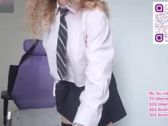xxxhentaition chaturbate stream image, 03.02.2026 08:40