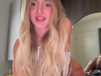 dreamyylilah chaturbate stream image