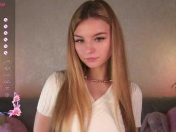 ilittleheart bongacams stream image