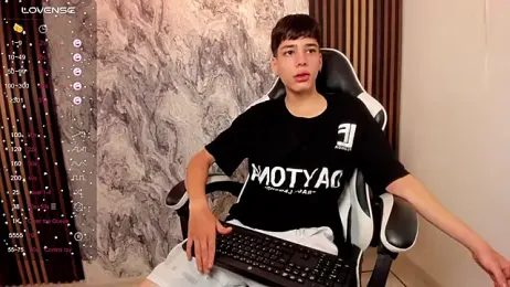 oblivion_deku stripchat stream image