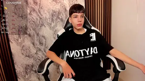 oblivion_deku stripchat stream image