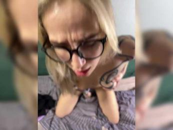 QueenKing bongacams stream image