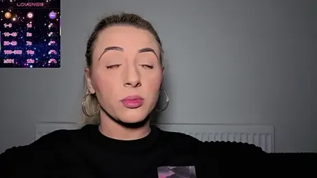 Strongqueen stripchat stream image