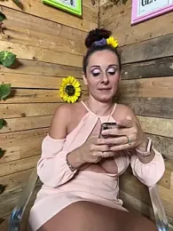 therealbeverlycious stripchat stream image