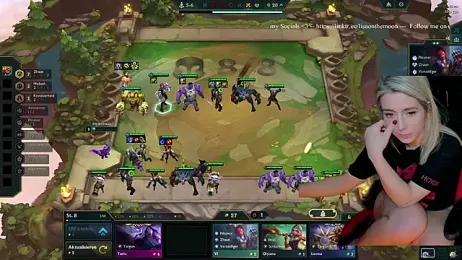 Lisaonthemoon stripchat stream image