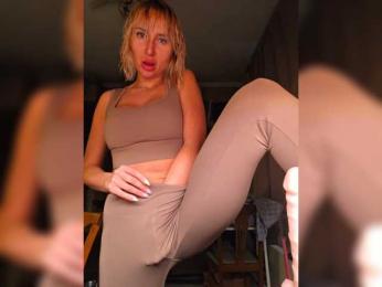 ARotikA bongacams stream image