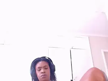 LuciousLips96 stripchat stream image, 11.02.2026 08:50
