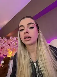 HaileyMadow stripchat stream image