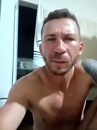 RobertoLuiz84 stripchat stream image