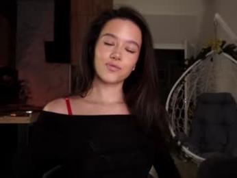 emilybatee chaturbate stream image, 14.02.2026 18:20