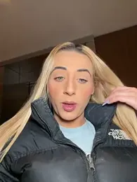 Strongqueen stripchat stream image