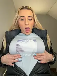 Strongqueen stripchat stream image