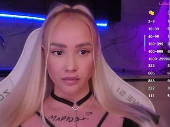 In-your-fucking-mind bongacams stream image