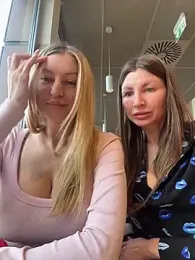 legsLONG stripchat stream image