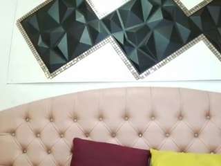 andrea-safeira camsoda stream image