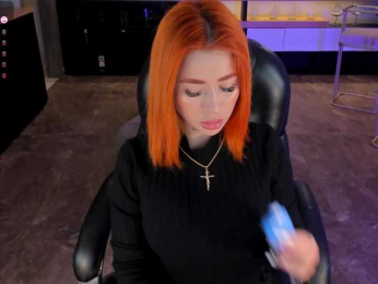 MadelineFox bongacams stream image