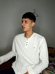 Alayn_sexy_ayes stripchat stream image