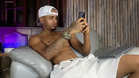 AaronCruz_ stripchat stream image, 24.02.2026 22:00
