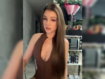 SweetyMia bongacams stream image