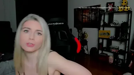 Lisaonthemoon stripchat stream image