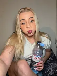 Strongqueen stripchat stream image