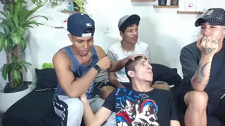 Interracial_Snow_Bunny stripchat stream image