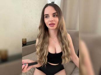 LedyMiya bongacams stream image