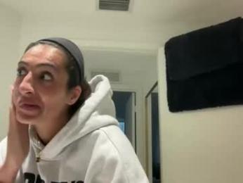 camiliakxoxo chaturbate stream image, 28.02.2026 11:30