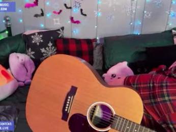 iwillbeyourmuse chaturbate stream image, 01.03.2026 00:00