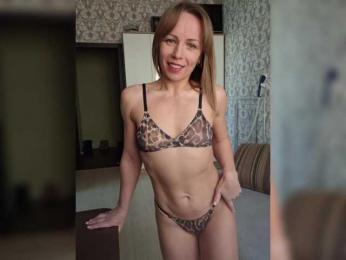 sweet-Olya bongacams stream image, 01.03.2026 05:00