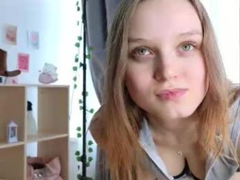 xiaobrunscheen chaturbate stream image