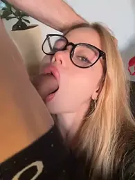 curchez_ stripchat stream image, 04.03.2026 19:40