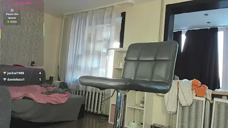 HeatherNextDoor stripchat stream image