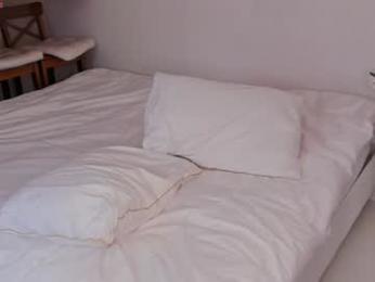 lili_and_niki chaturbate stream image