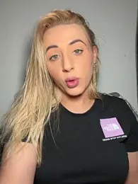 Strongqueen stripchat stream image