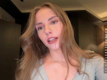 VikkiExtraCheese bongacams stream image