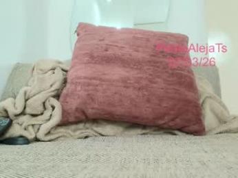 petitealejats chaturbate stream image