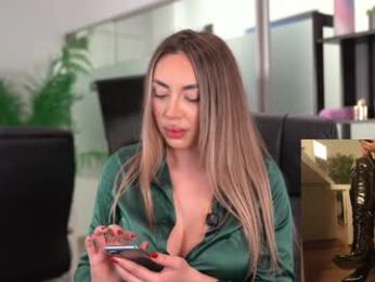 babesgowild chaturbate stream image