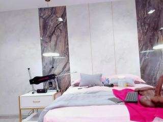 lenathompson camsoda stream image